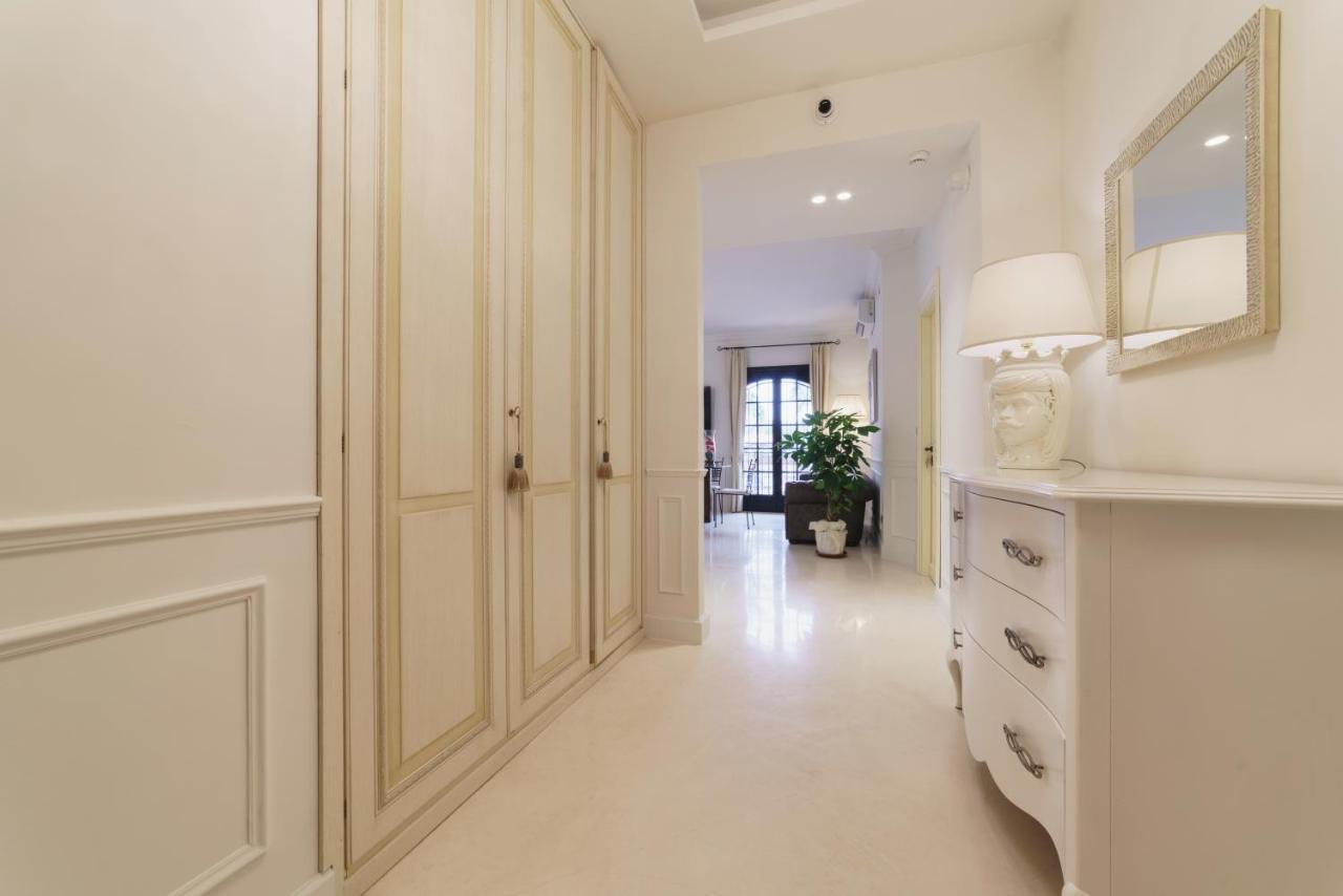 Caffetteria Luca Suite & Rooms บรอนเต ภายนอก รูปภาพ