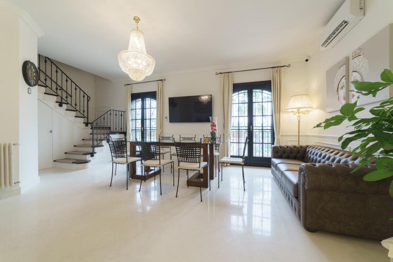 Caffetteria Luca Suite & Rooms บรอนเต ภายนอก รูปภาพ